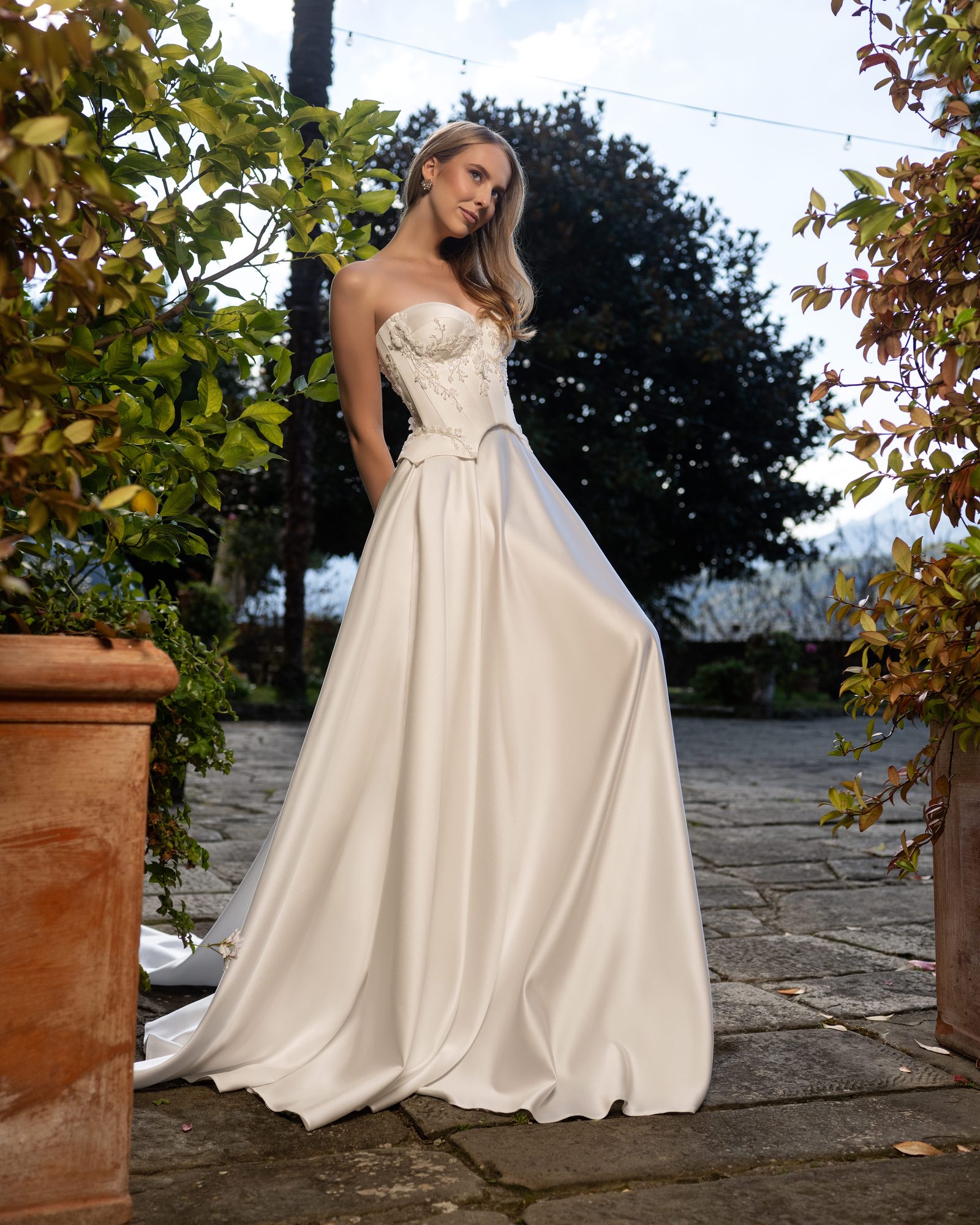 Jodie A-vonalú menyasszonyi ruha – Viktoria Marriage