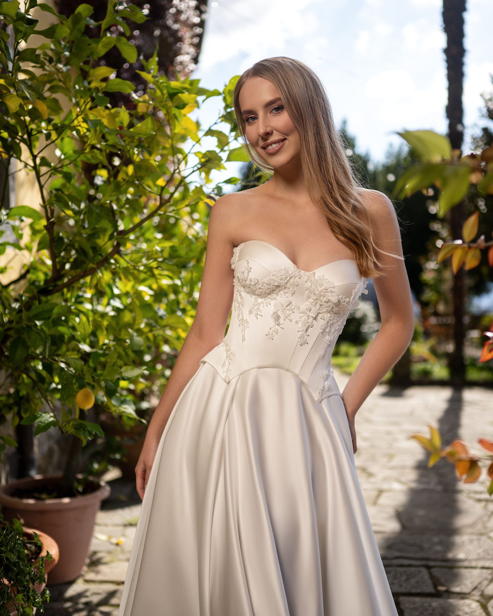 Jodie A-vonalú menyasszonyi ruha – Viktoria Marriage