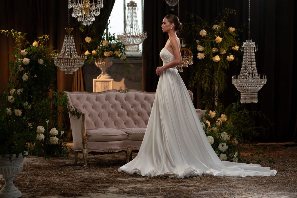 Medilin A-vonalú menyasszonyi ruha – Viktoria Marriage